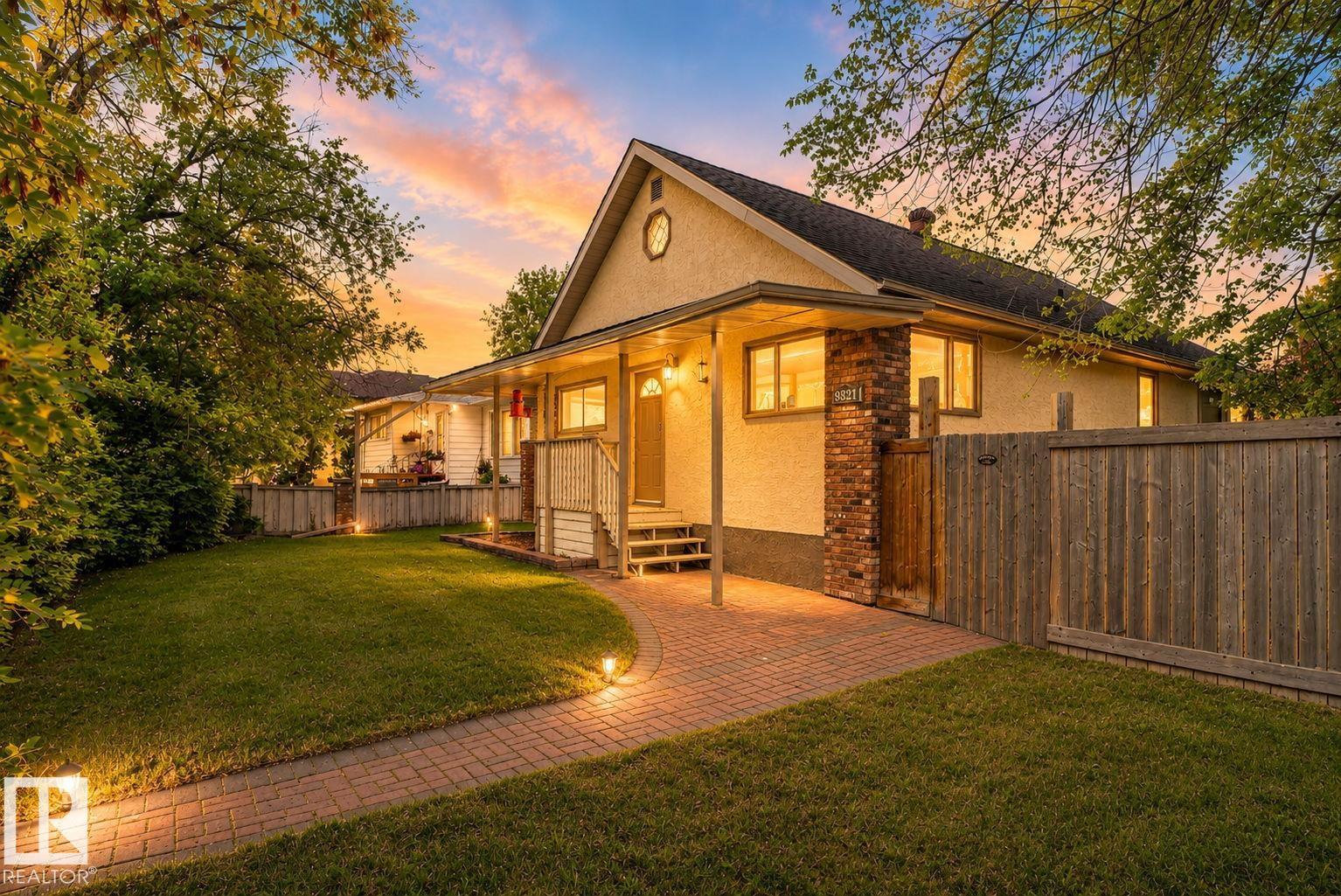 9821 153 ST NW - 1