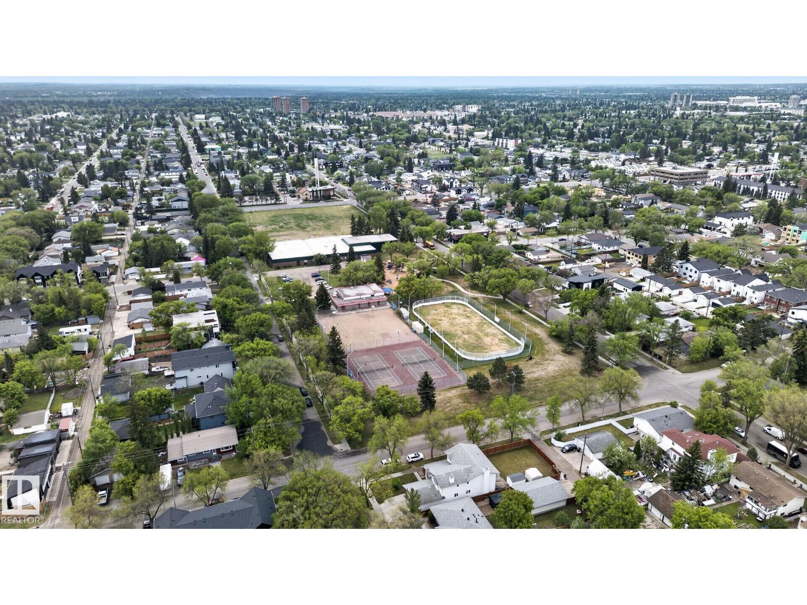 9821 153 ST NW - 16