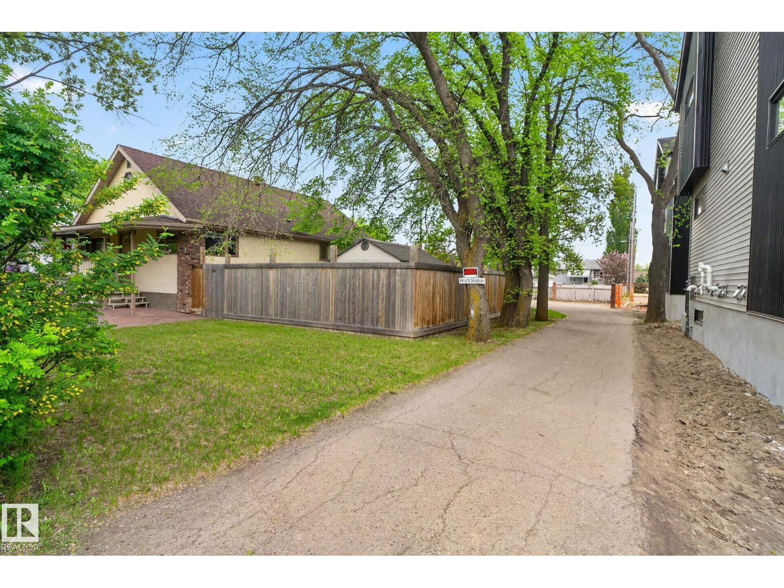 9821 153 ST NW - 4