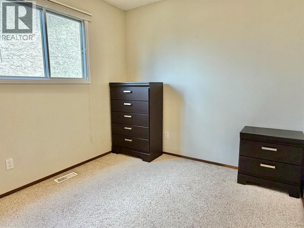 1387 Berkley Drive NW - 22