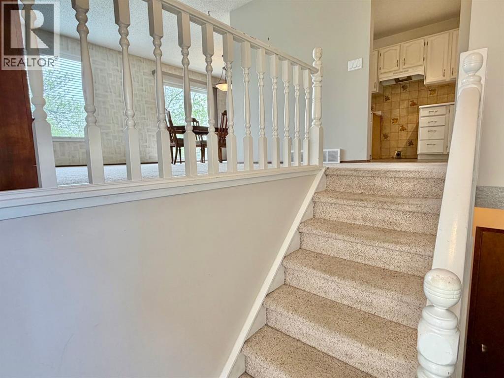 1387 Berkley Drive NW - 33