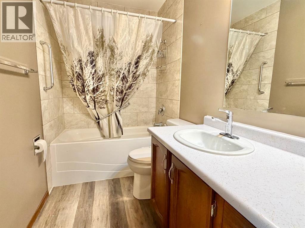 1387 Berkley Drive NW - 14