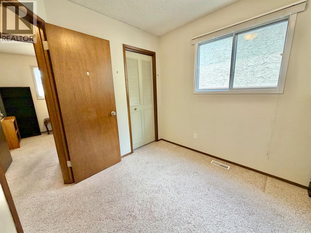 1387 Berkley Drive NW - 23