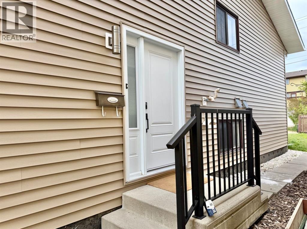 1387 Berkley Drive NW - Image 3