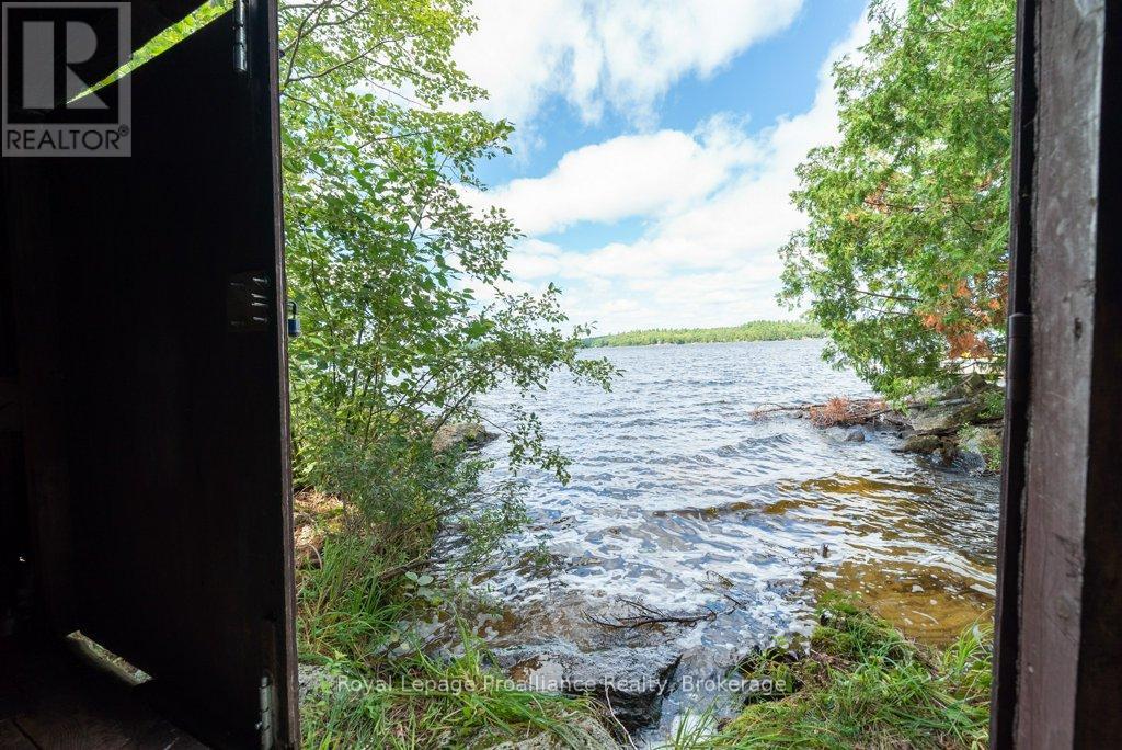 258 SKOOTAMATTA LAKE - 38
