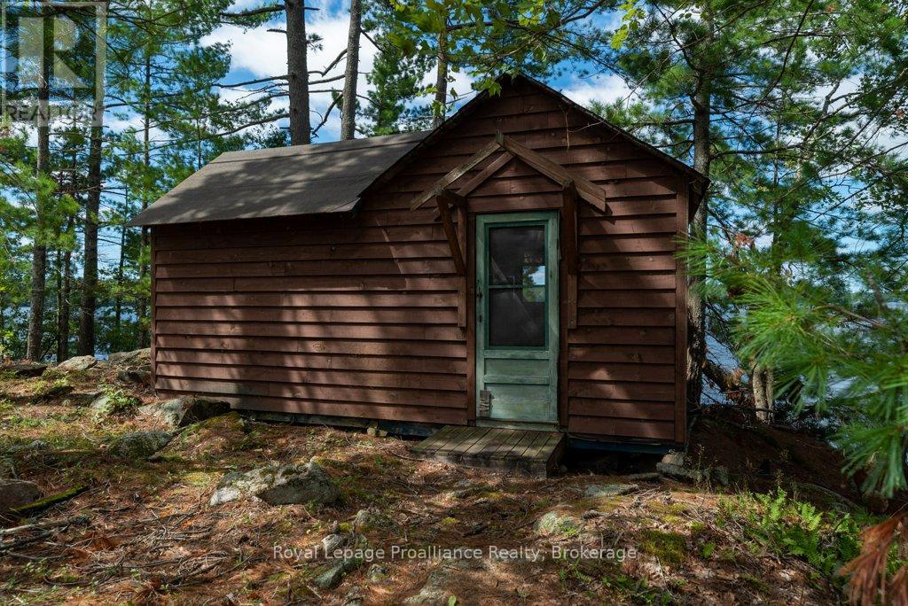 258 SKOOTAMATTA LAKE - 40
