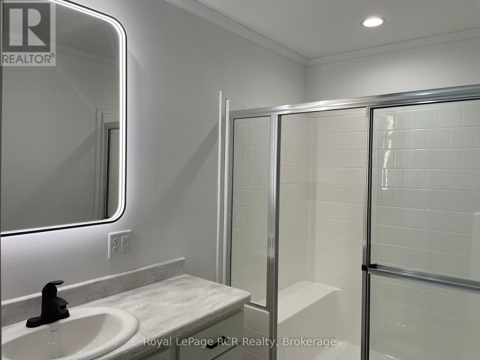 212 SPRUCE DRIVE - 25