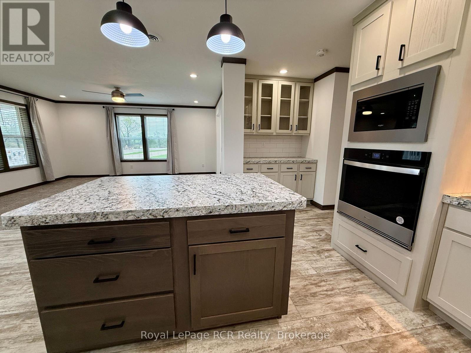 210 SPRUCE DRIVE - 17