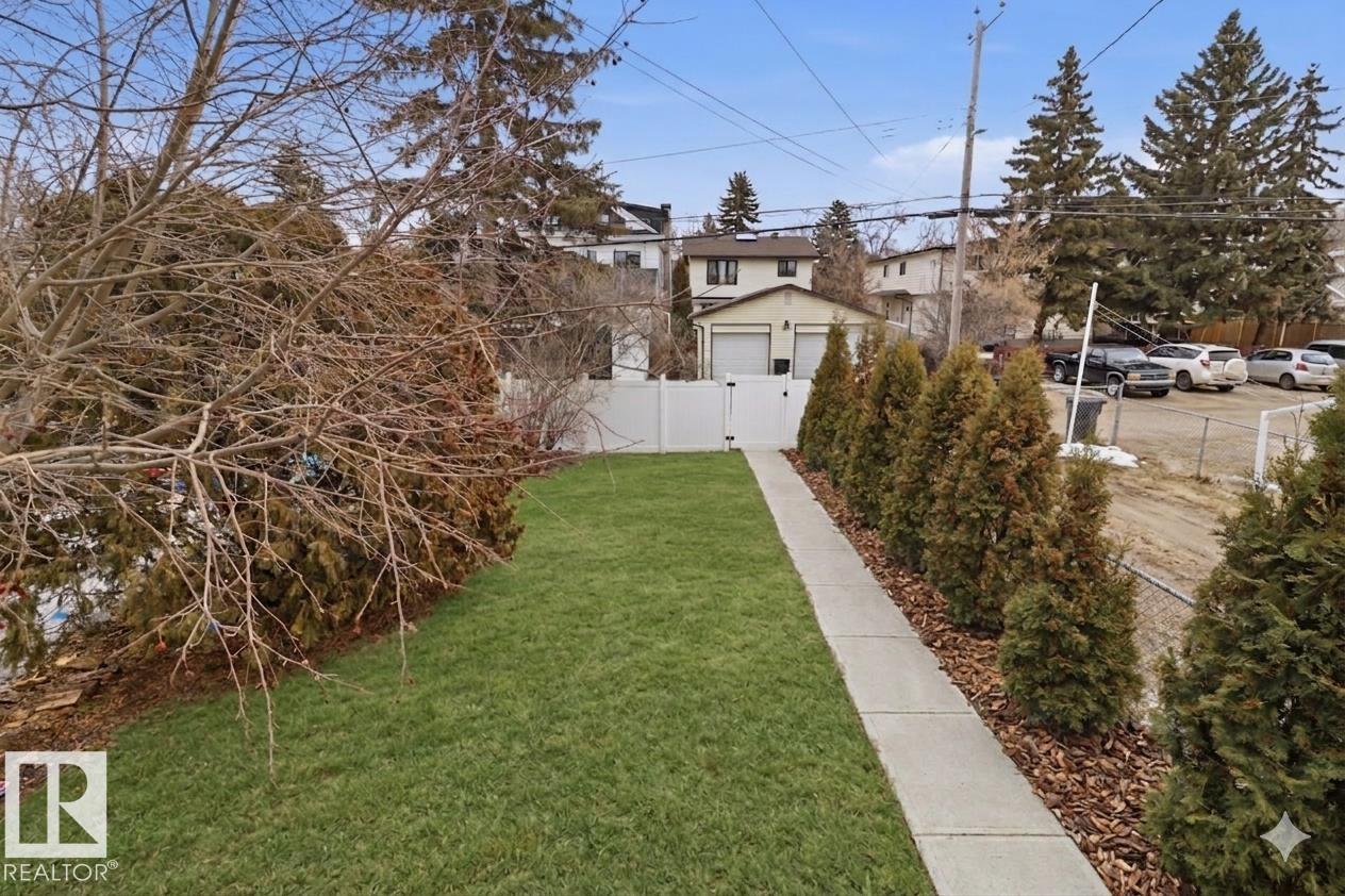 9023 95 ST NW - 47