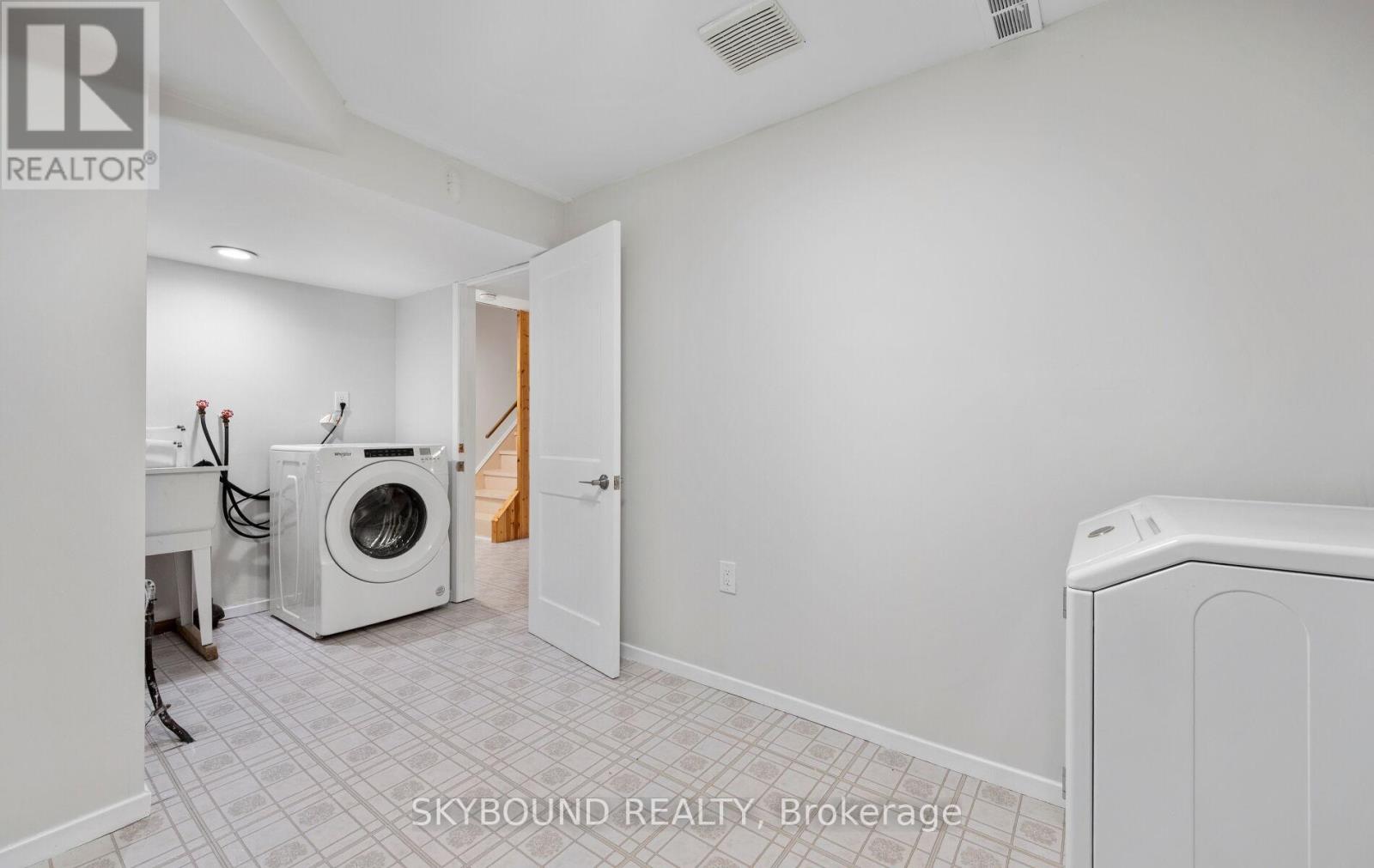21 PINELLAS DRIVE - 27