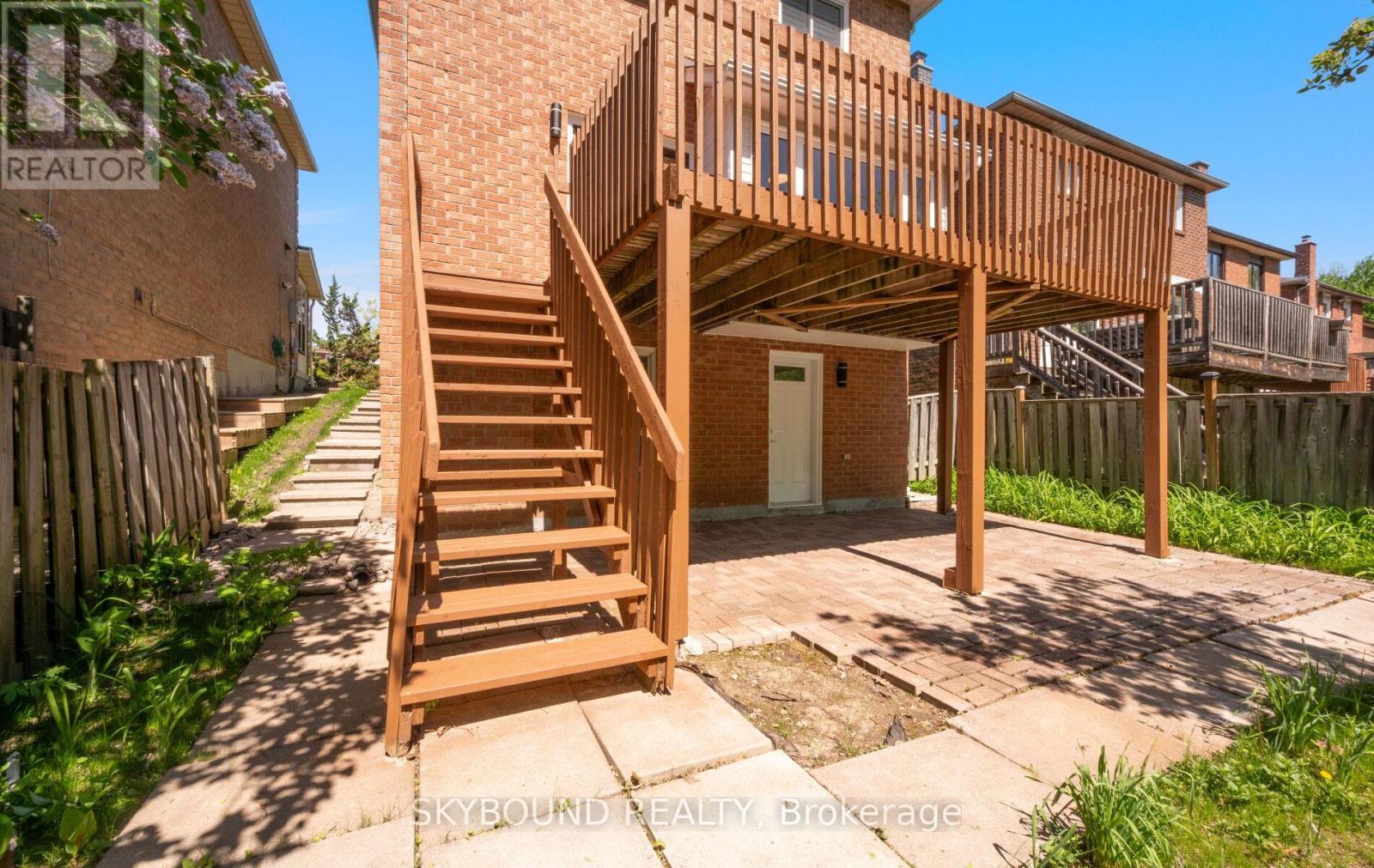 21 PINELLAS DRIVE - 31