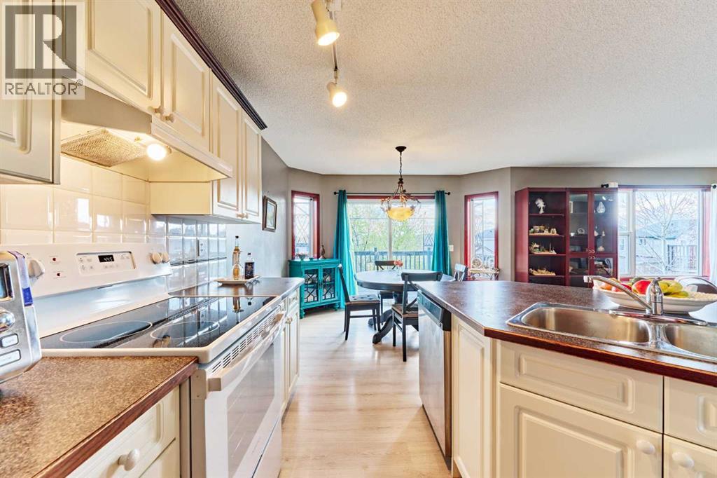 132 Somercrest Close SW - 14