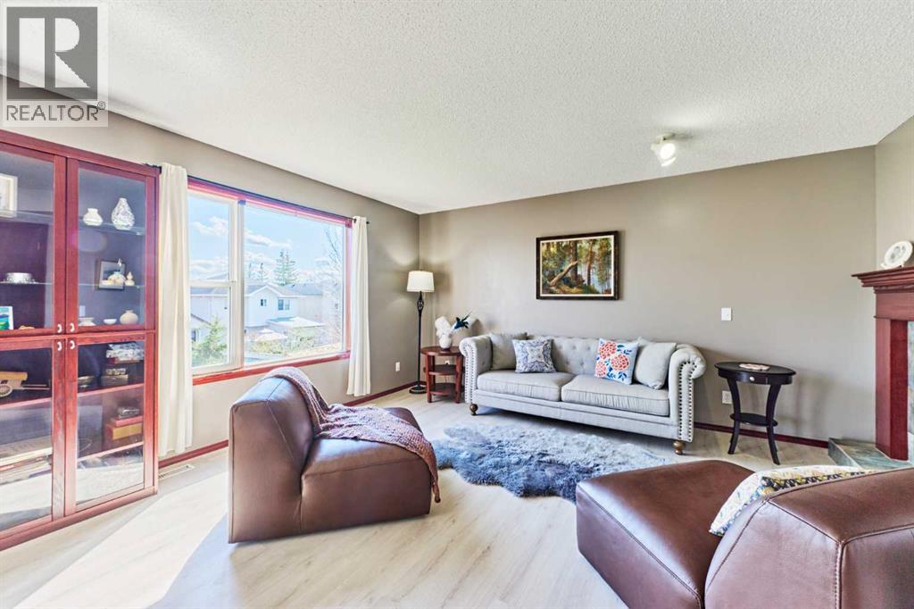 132 Somercrest Close SW - 22