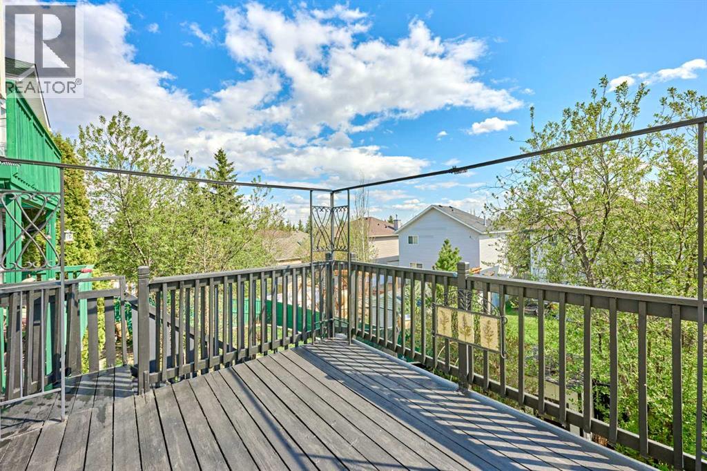 132 Somercrest Close SW - 18