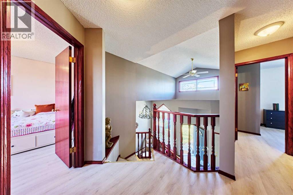 132 Somercrest Close SW - 30
