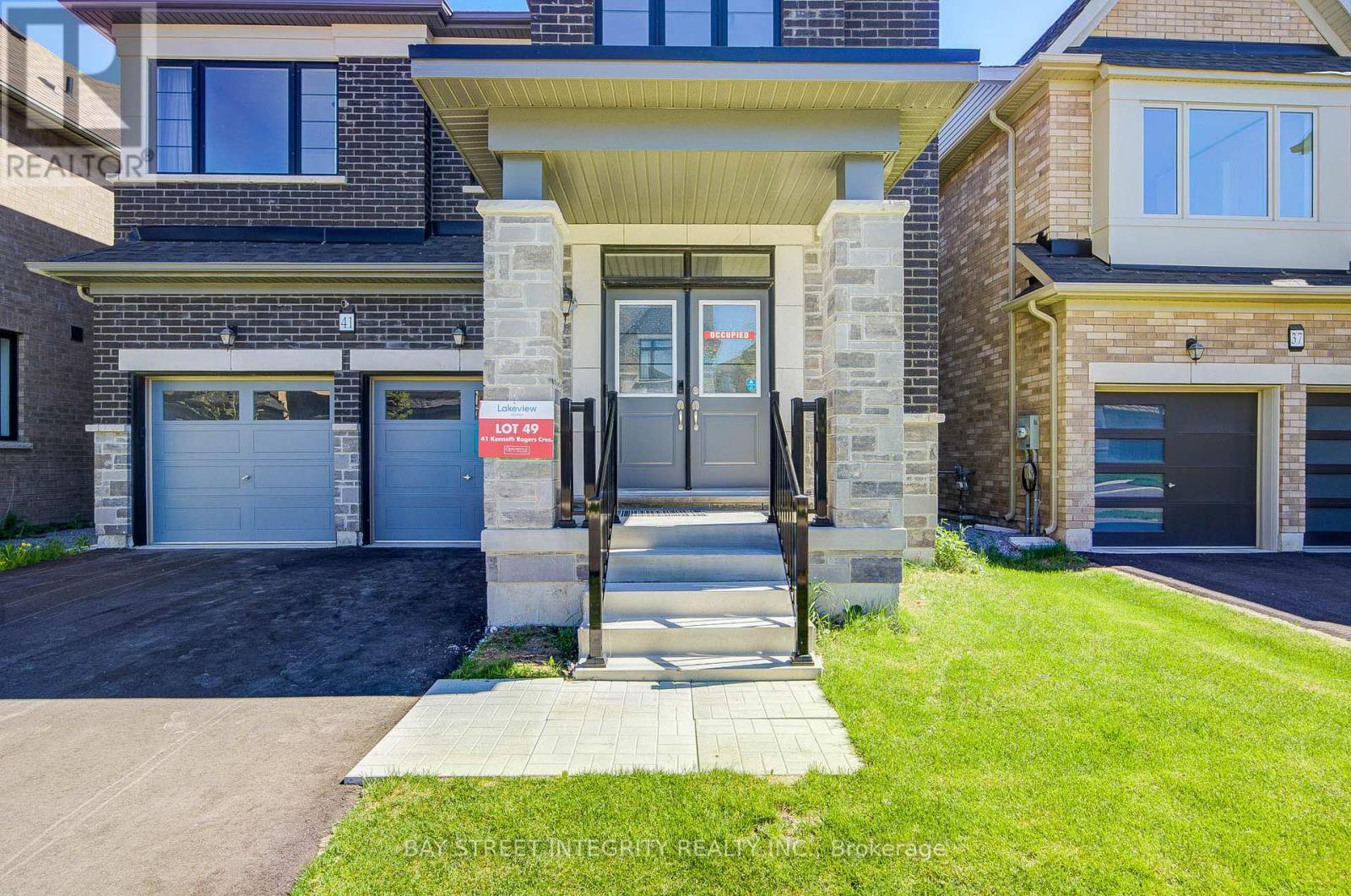41 KENNETH ROGERS CRESCENT - 3