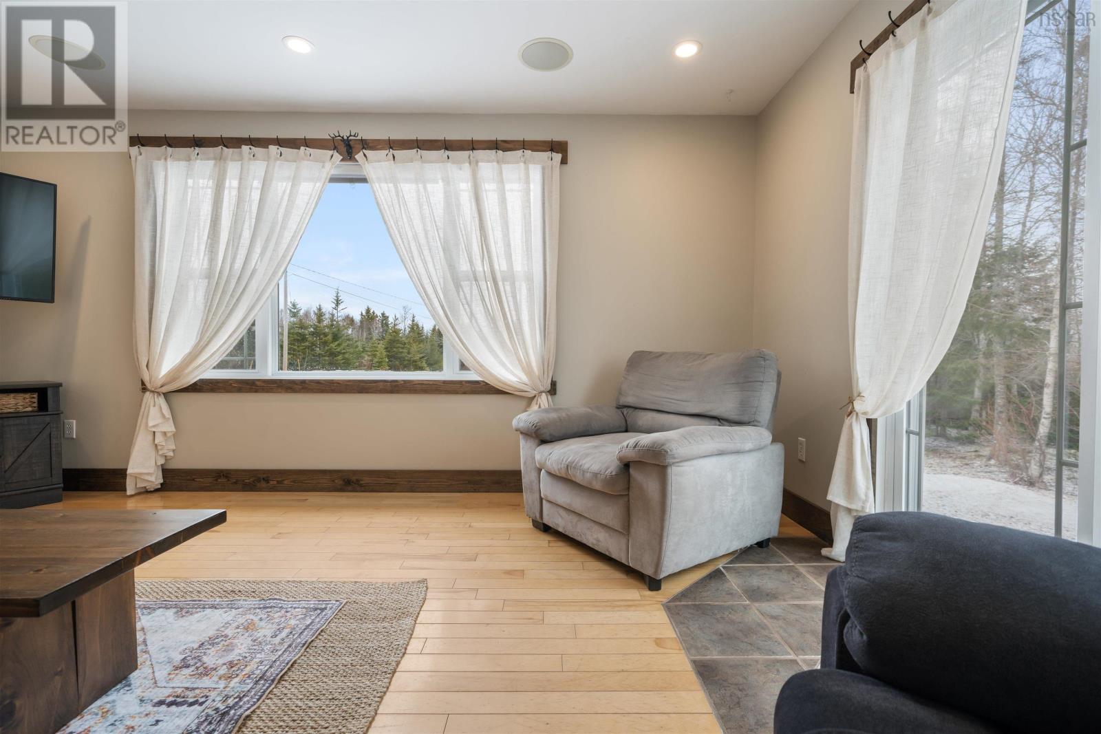 157 Pleasant Drive - 10