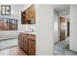 213 1950 W 8th Avenue, Vancouver, BC V6J1W3 Photo 6