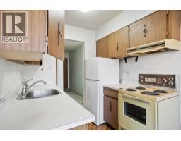 213 1950 W 8th Avenue, Vancouver, BC V6J1W3 Photo 9