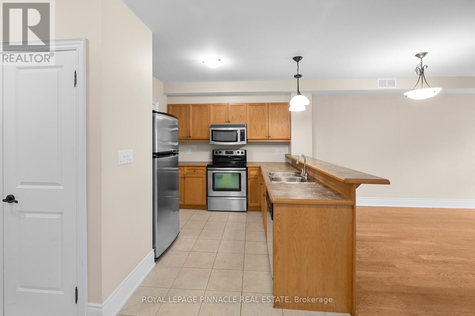 #404 391 JAMES STREET W - 10