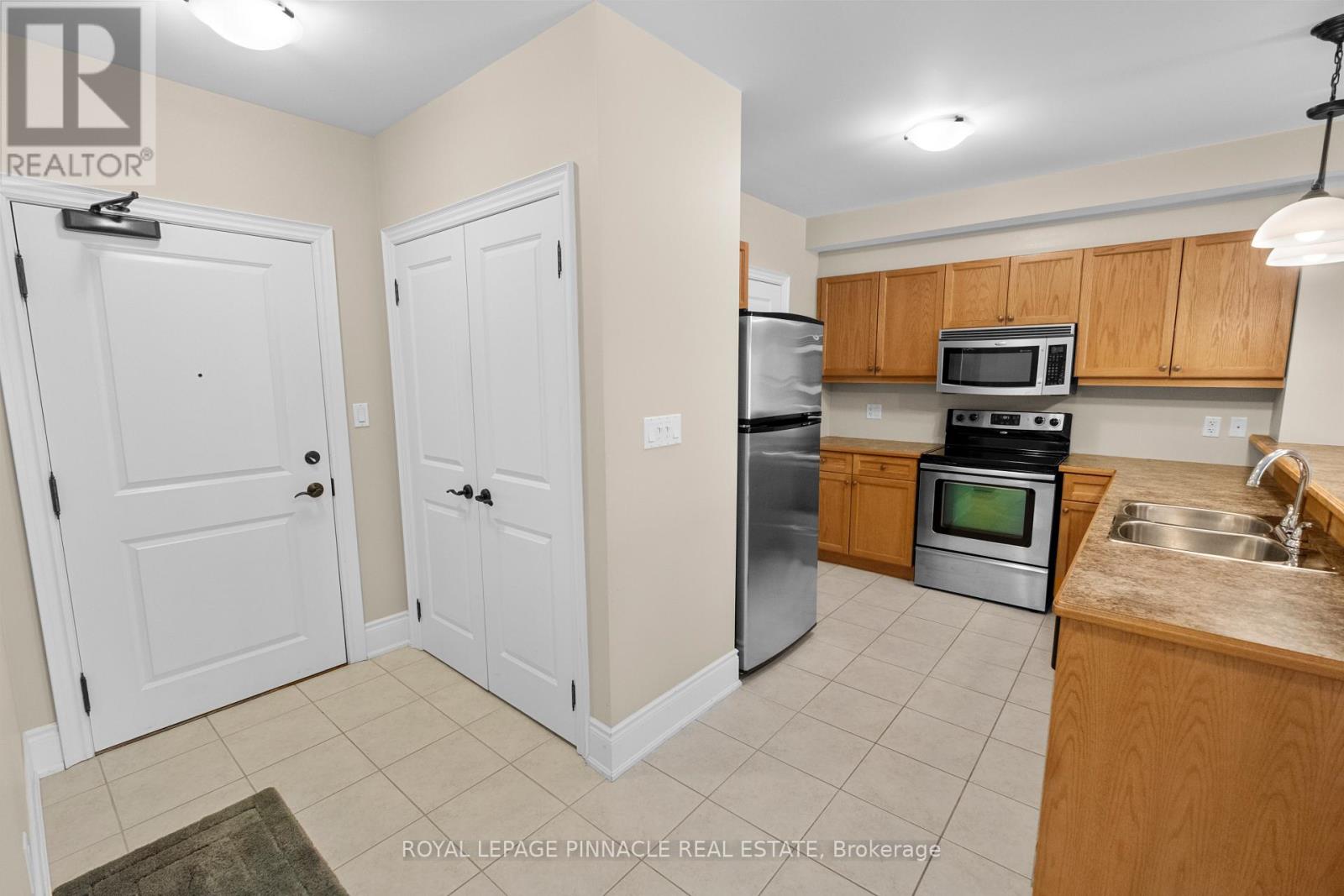 #404 391 JAMES STREET W - 12