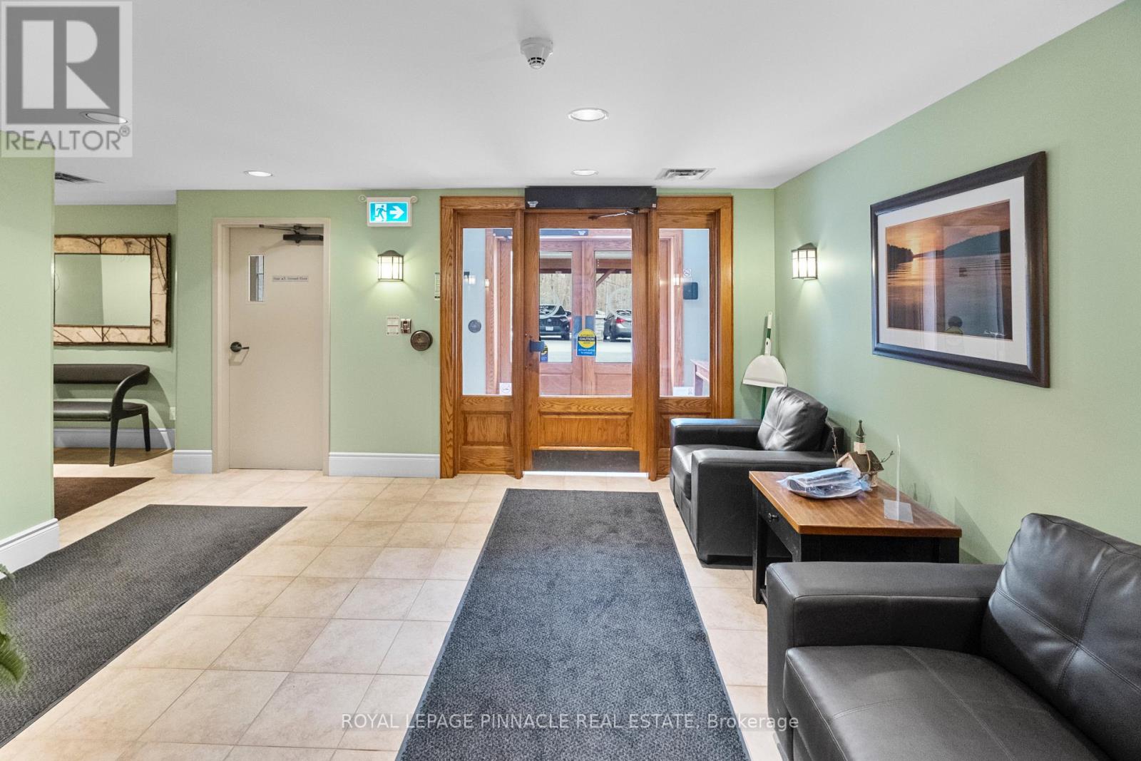 #404 391 JAMES STREET W - 2