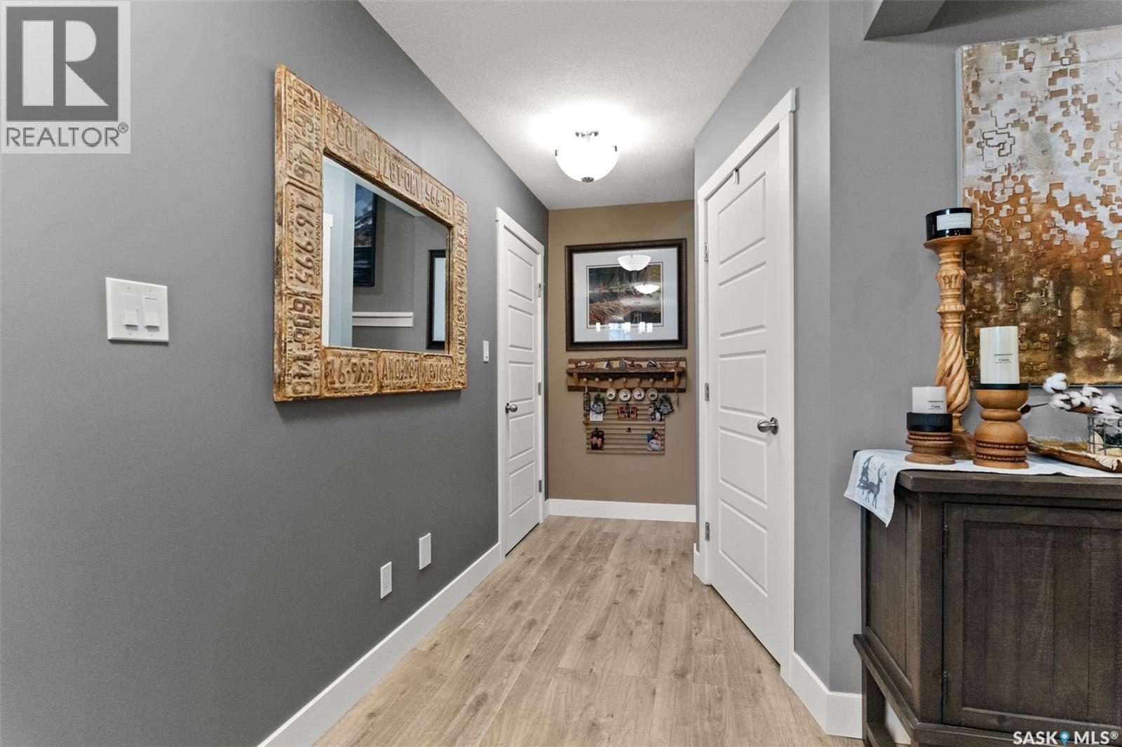 #1 700 Central STREET W - 24