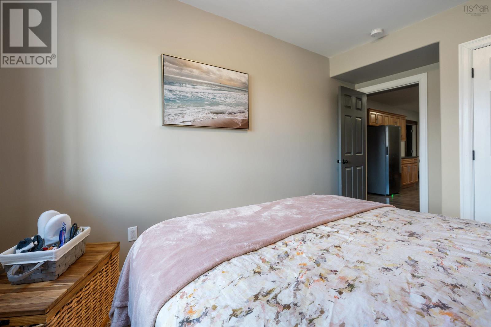 4288 Gairloch Road - 45