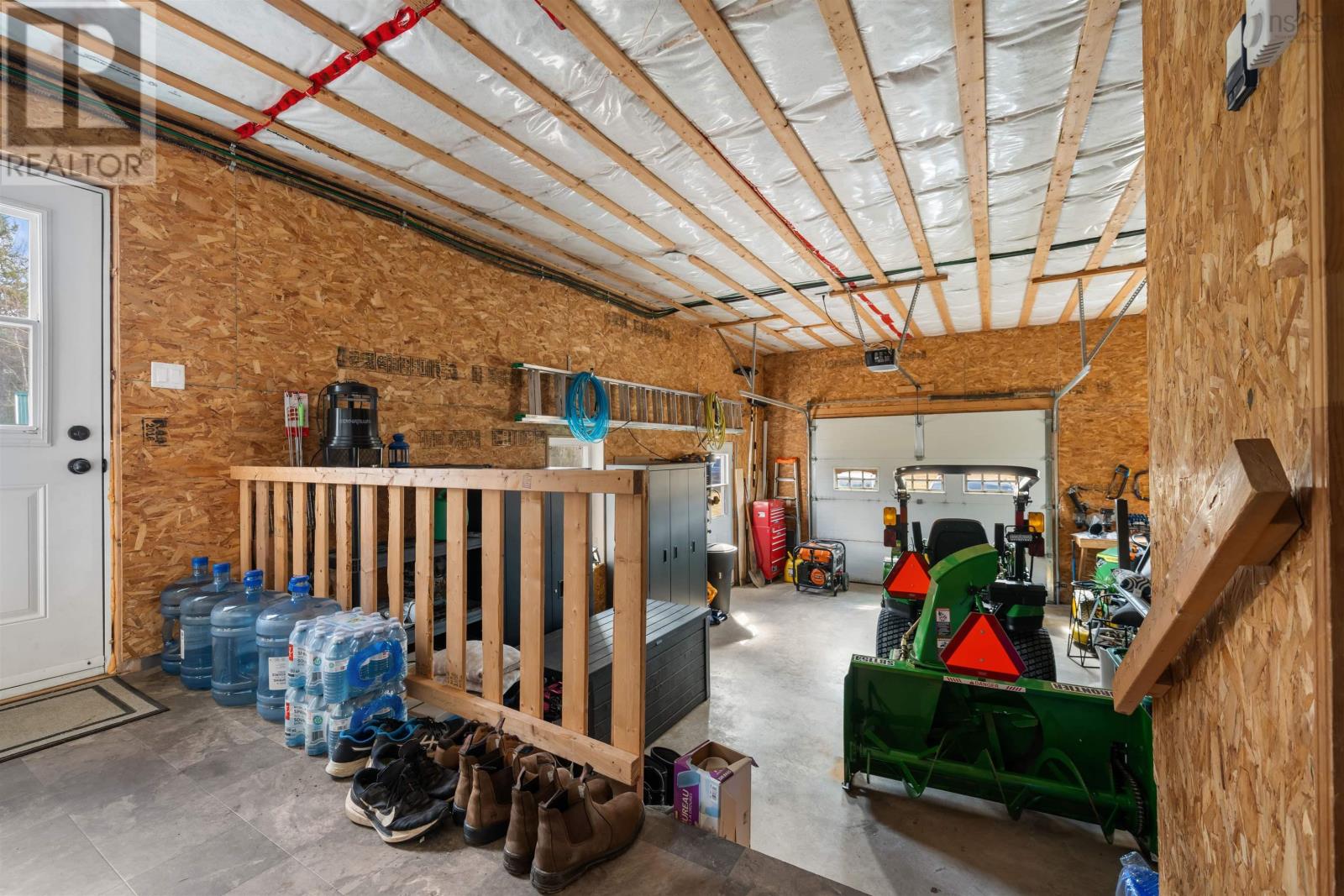 4288 Gairloch Road - 50