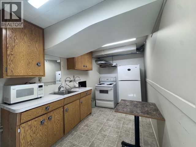 508 2 Avenue W — photo 25