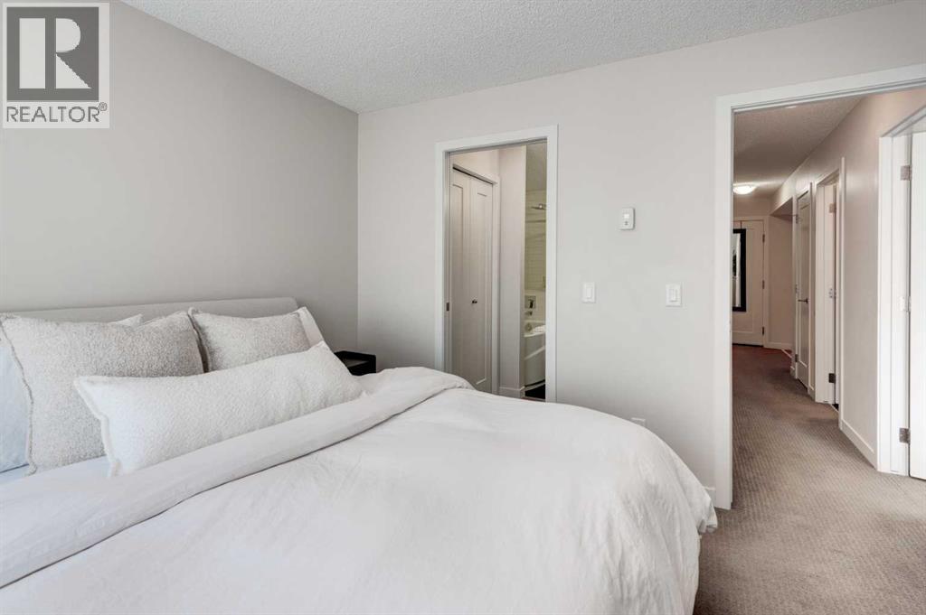 #214 7 Westpark Common SW - 18