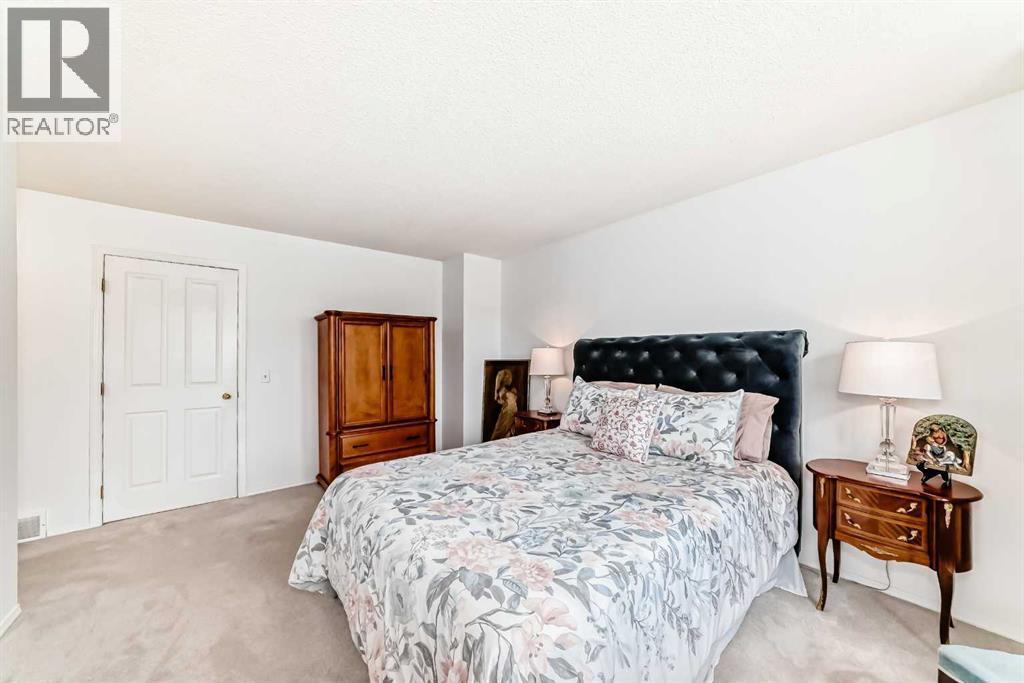 #109 388 Sandarac Drive NW - 18
