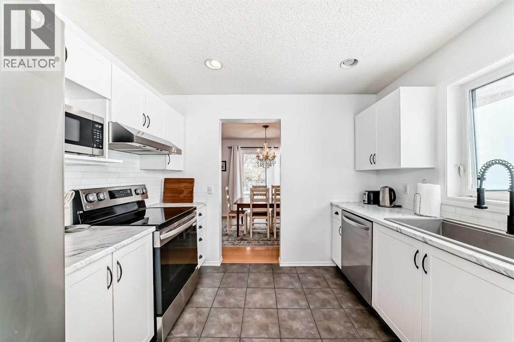 #109 388 Sandarac Drive NW - 4