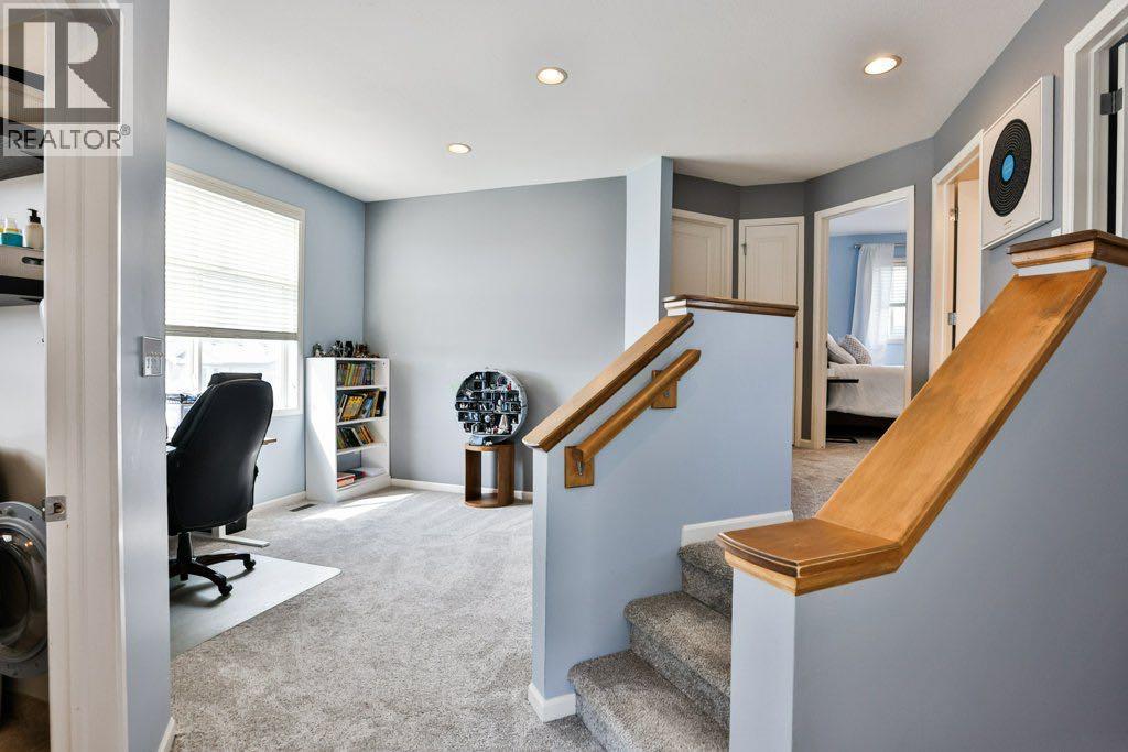 573 Squamish Lane W - 16