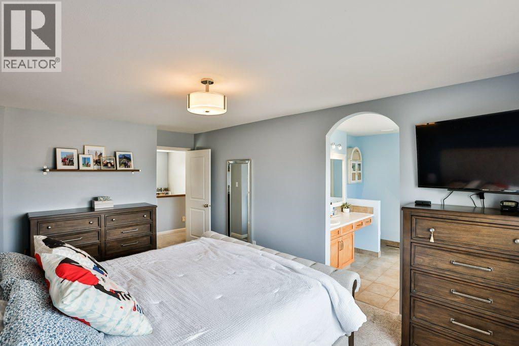 573 Squamish Lane W - 21