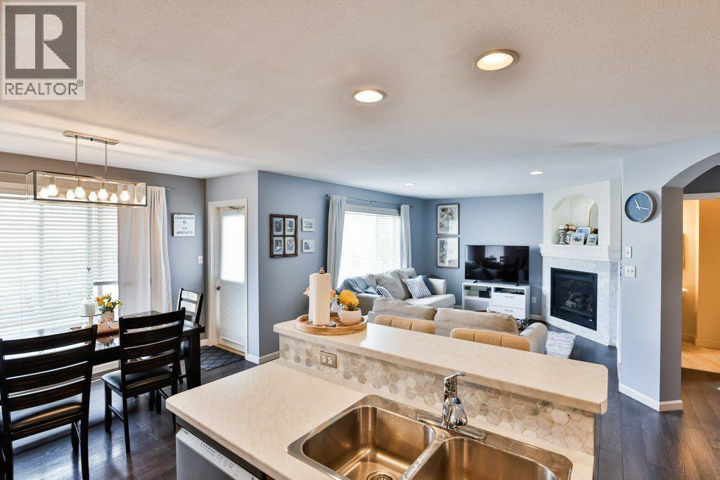 573 Squamish Lane W - 10
