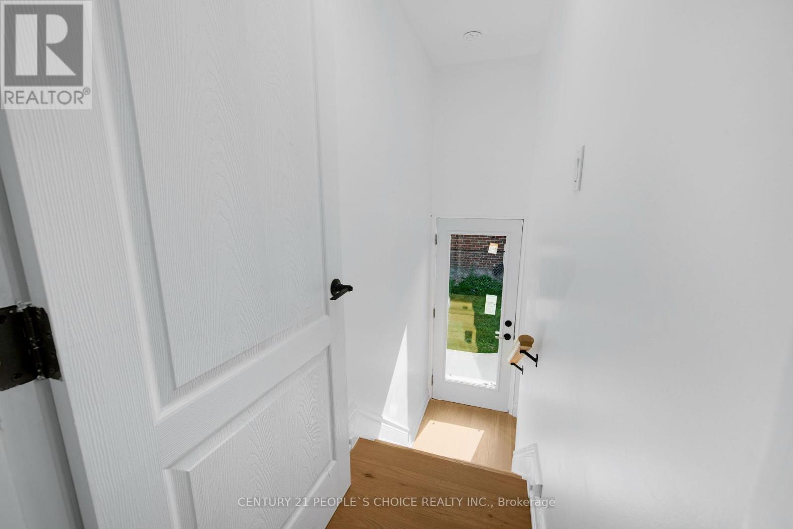 61 MARCELLA STREET - 14