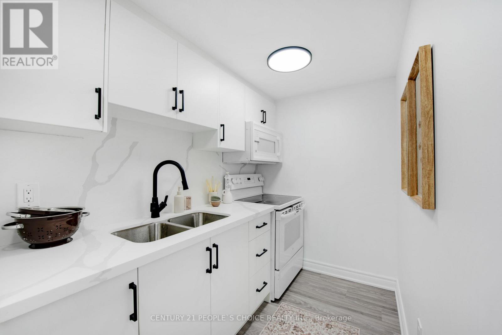 61 MARCELLA STREET - 26