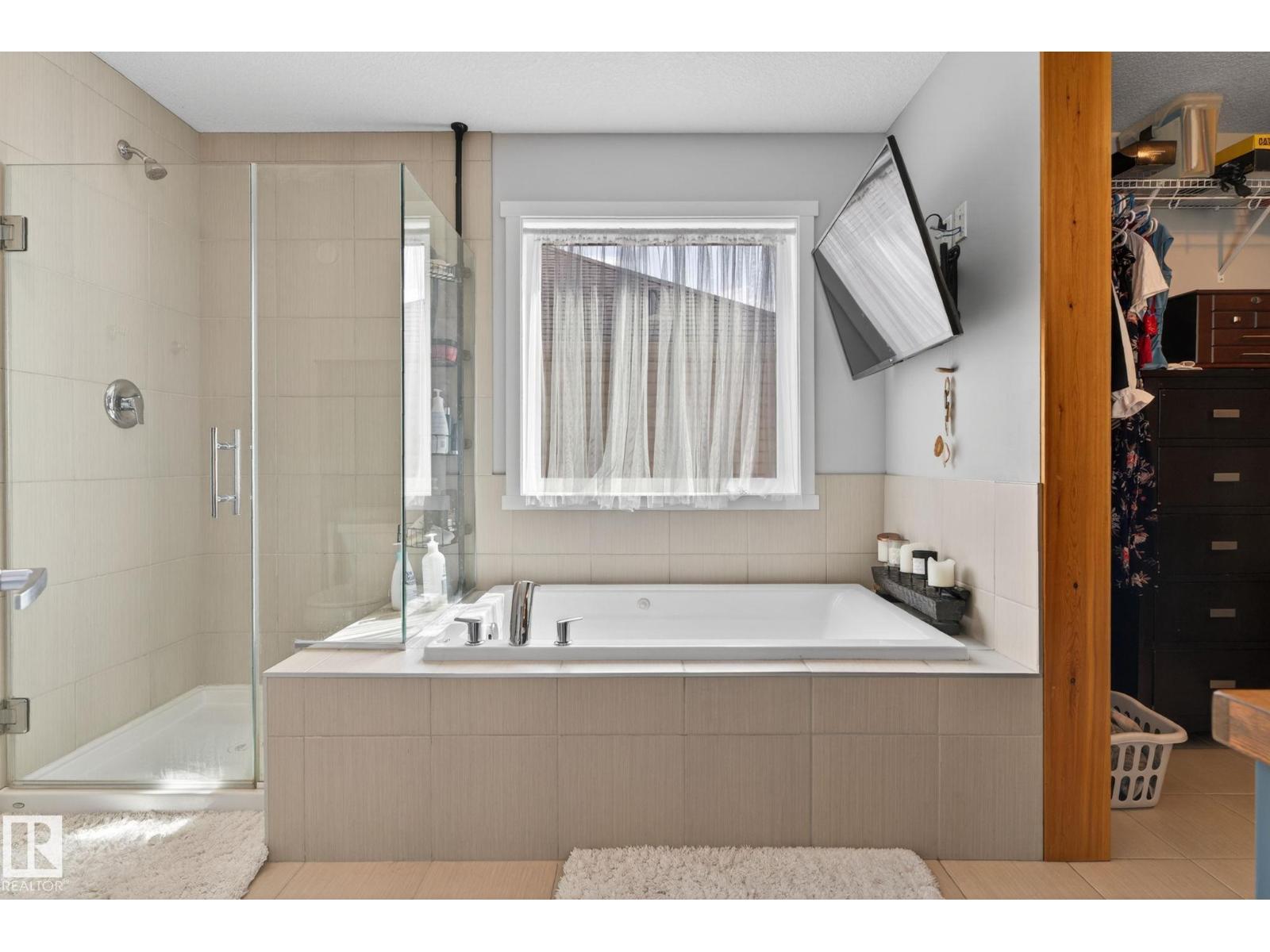 3456 CUTLER CR SW - 32