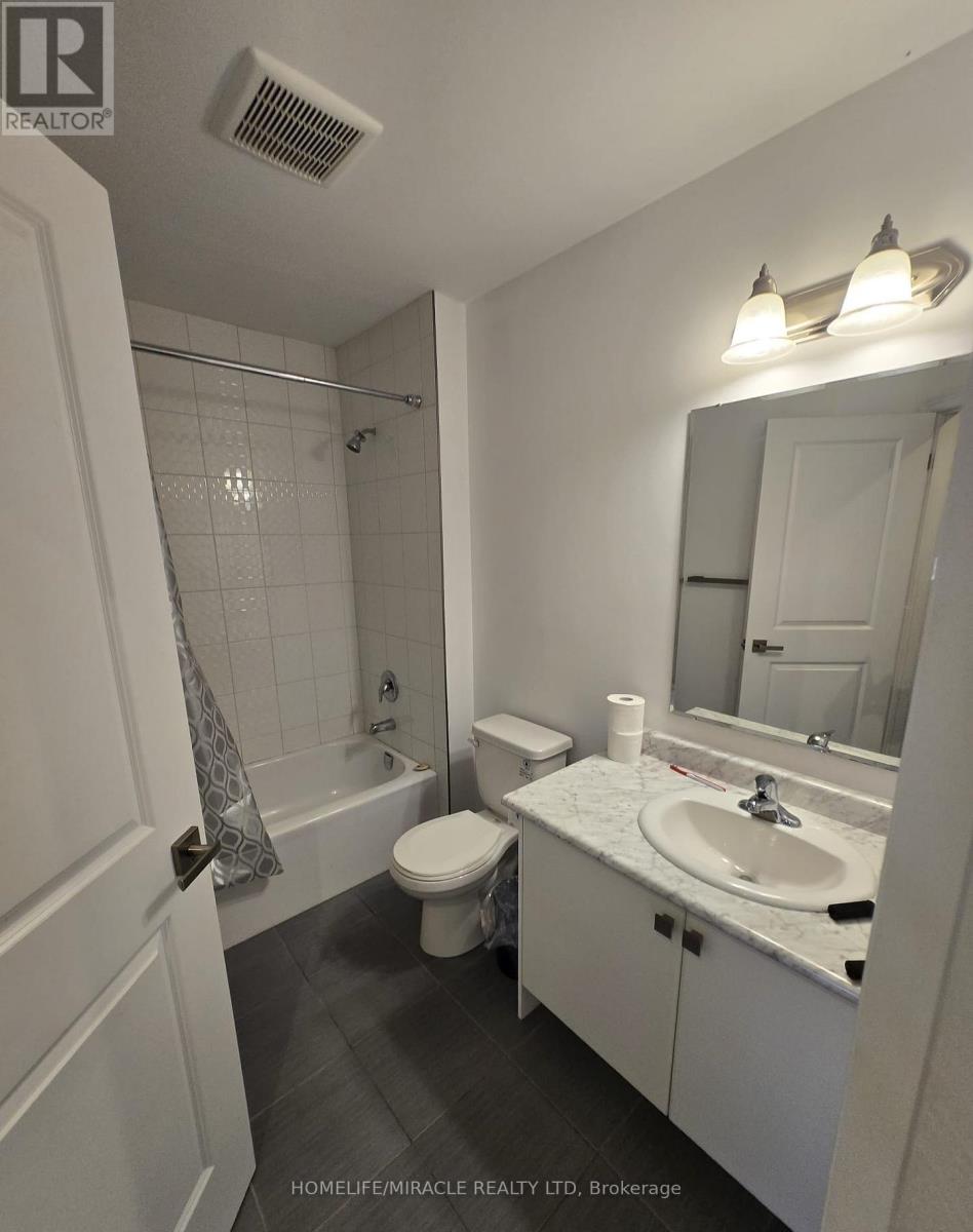 #27 1 LEGGOTT AVENUE - 24