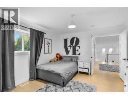 12583 261 Street, Maple Ridge, BC V2W1C4 Photo 8