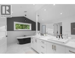 12583 261 Street, Maple Ridge, BC V2W1C4 Photo 40