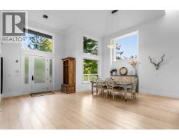 12583 261 Street, Maple Ridge, BC V2W1C4 Photo 12