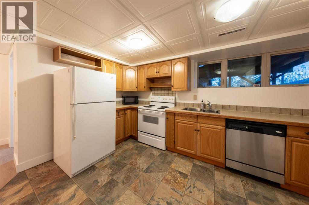 1132 Berkley Drive NW - 20
