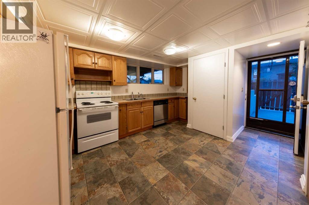 1132 Berkley Drive NW - 21