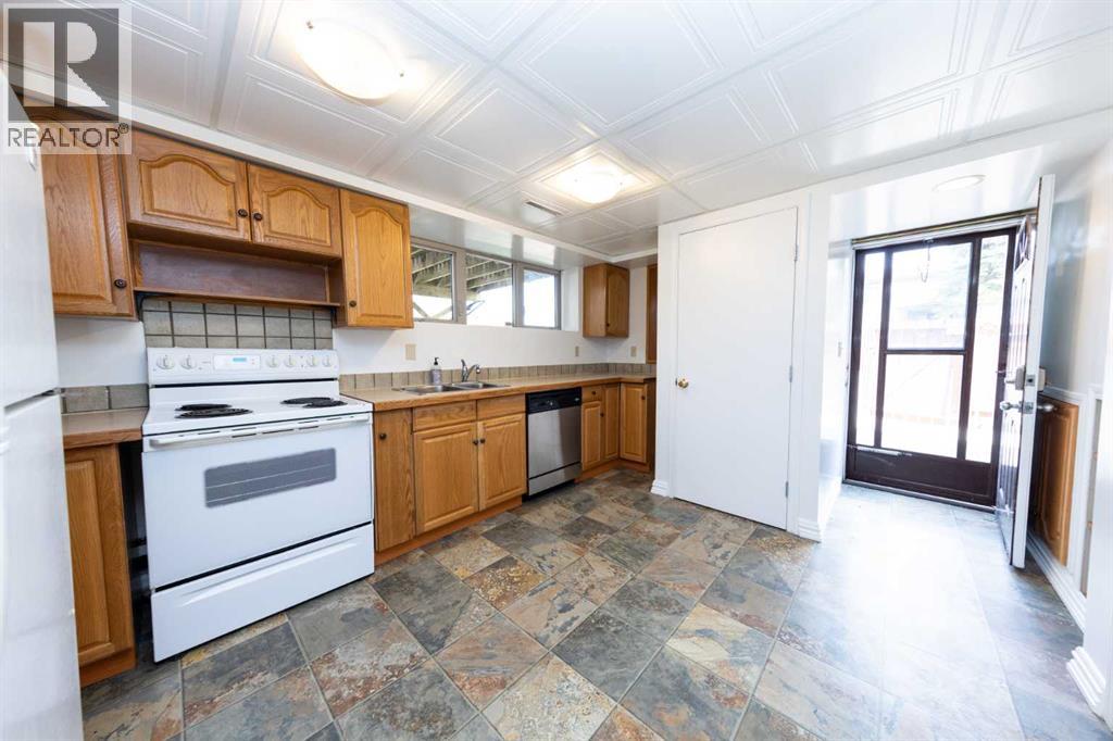 1132 Berkley Drive NW - 23
