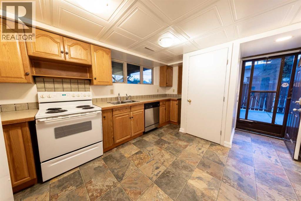 1132 Berkley Drive NW - 24