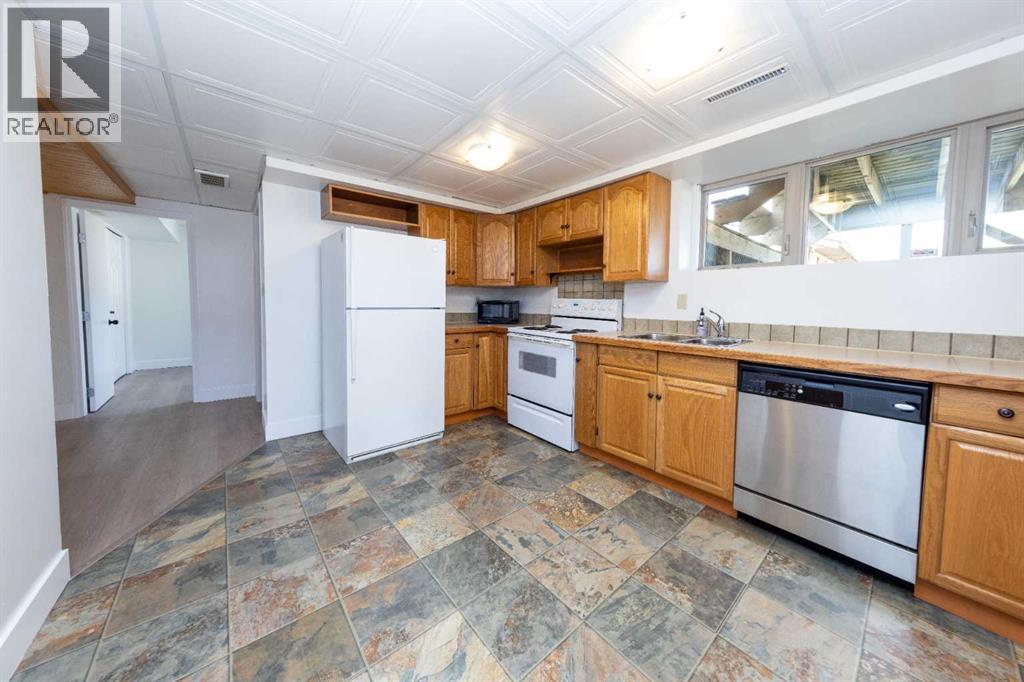 1132 Berkley Drive NW - 25