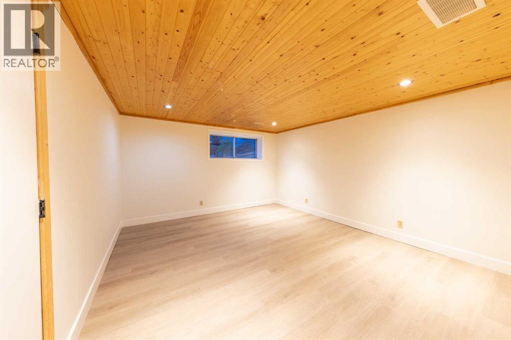 1132 Berkley Drive NW - 26