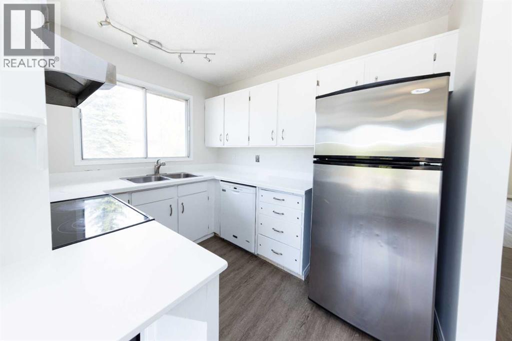 1132 Berkley Drive NW - 4